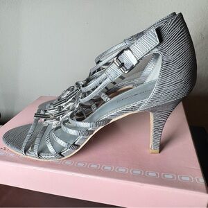 Bandolino Silver Strappy Heels Embellished Sandals Size 10